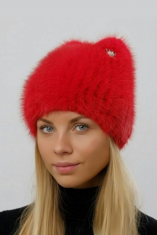 красная шапка норка