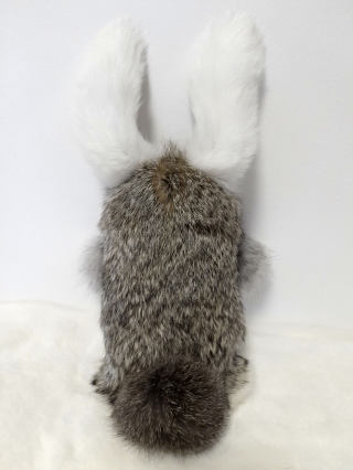 Зайчик из натурального меха кролика породы русак
