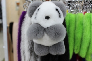 брелок панда серый